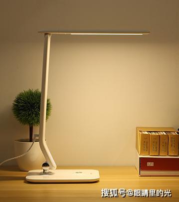 國內(nèi)外護眼燈品牌排行榜 松下 安汰藍和飛利浦護眼燈上榜